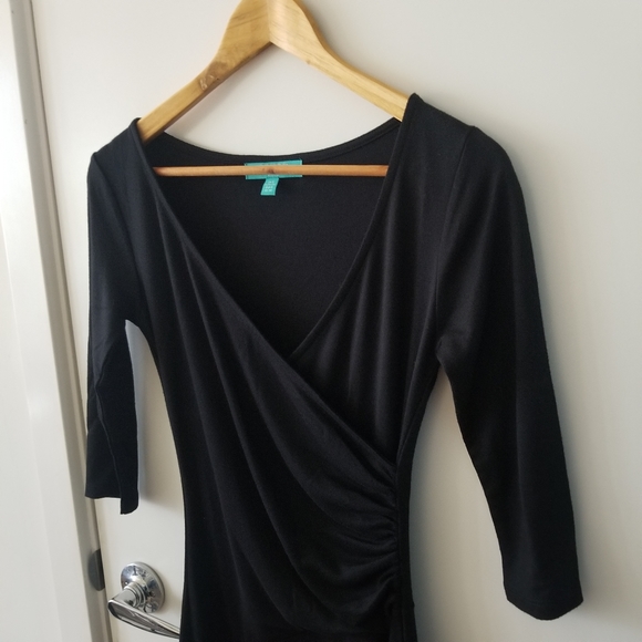 The Most Flattering Dress Ever - Picture 3 of 4